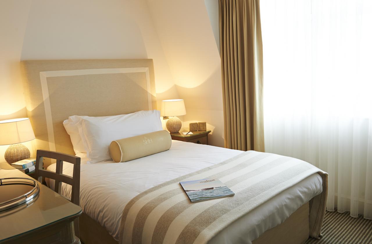 Hotel Harbour &